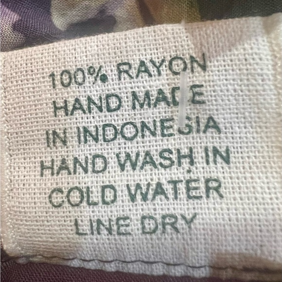 Fun Summer Blouse - Picture 5 of 5